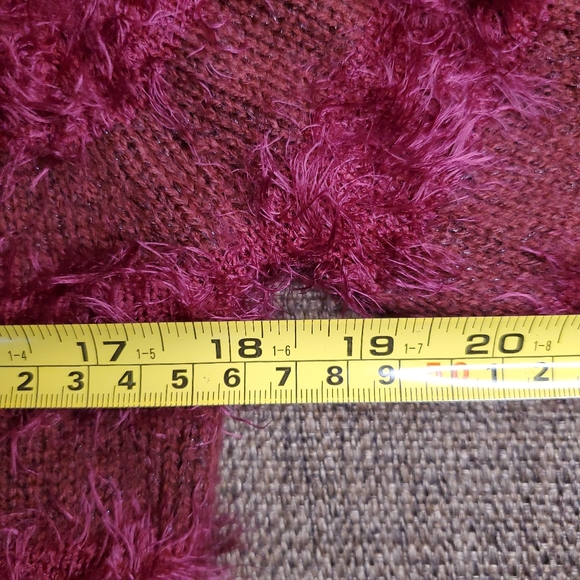 Arizona Jean Co. Mauve Purple Fuzzy Sweater Large. - Picture 11 of 12